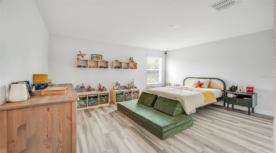 KISSIMMEE, Florida 34746, 5 Bedrooms Bedrooms, ,3 BathroomsBathrooms,Residential,For Sale,CRESCENT MOON,0,MFRO6434813