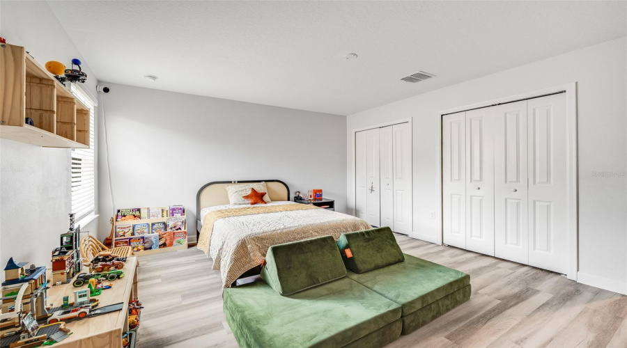KISSIMMEE, Florida 34746, 5 Bedrooms Bedrooms, ,3 BathroomsBathrooms,Residential,For Sale,CRESCENT MOON,0,MFRO6434813