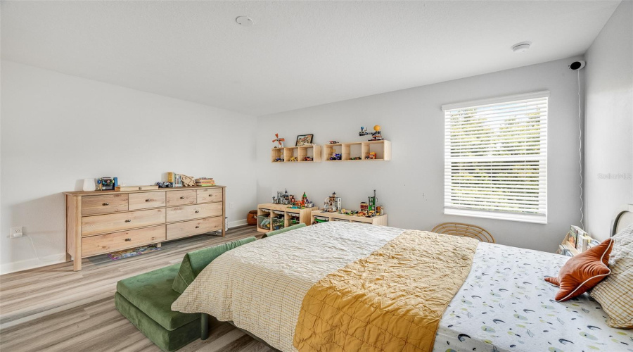 KISSIMMEE, Florida 34746, 5 Bedrooms Bedrooms, ,3 BathroomsBathrooms,Residential,For Sale,CRESCENT MOON,0,MFRO6434813