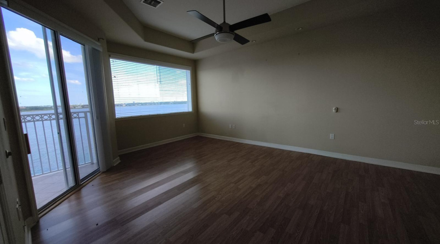 ORLANDO, Florida 32836, 4 Bedrooms Bedrooms, ,3 BathroomsBathrooms,Residential,For Sale,THE ESPLANADE,0,MFRO6379043