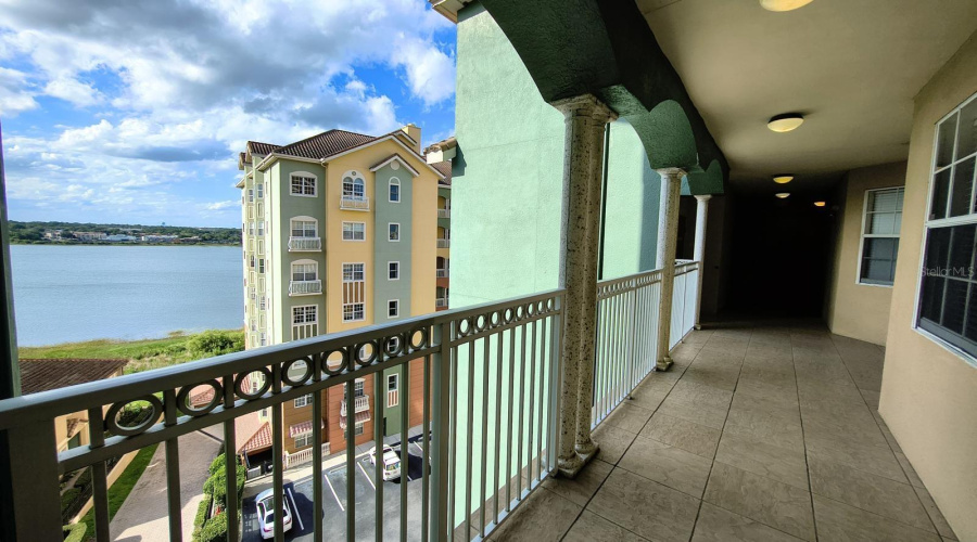 ORLANDO, Florida 32836, 4 Bedrooms Bedrooms, ,3 BathroomsBathrooms,Residential,For Sale,THE ESPLANADE,0,MFRO6379043