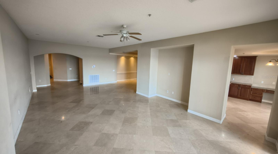 ORLANDO, Florida 32836, 4 Bedrooms Bedrooms, ,3 BathroomsBathrooms,Residential,For Sale,THE ESPLANADE,0,MFRO6379043
