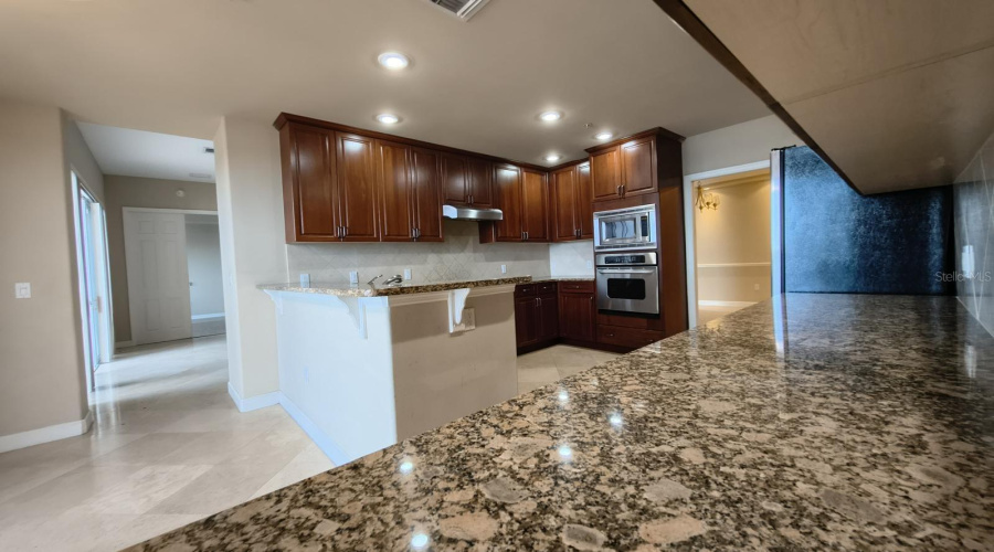 ORLANDO, Florida 32836, 4 Bedrooms Bedrooms, ,3 BathroomsBathrooms,Residential,For Sale,THE ESPLANADE,0,MFRO6379043