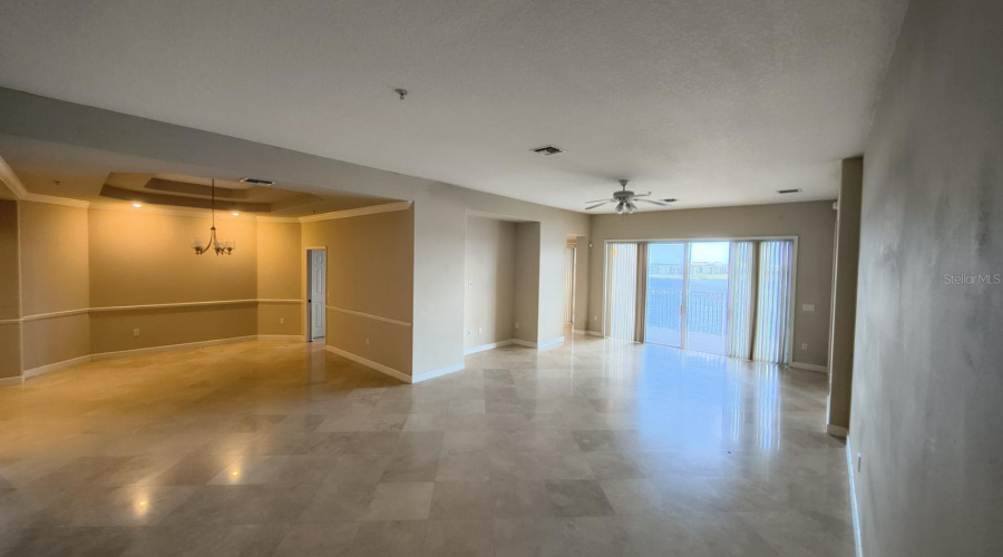 ORLANDO, Florida 32836, 4 Bedrooms Bedrooms, ,3 BathroomsBathrooms,Residential,For Sale,THE ESPLANADE,0,MFRO6379043