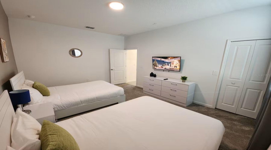 DAVENPORT, Florida 33896, 3 Bedrooms Bedrooms, ,2 BathroomsBathrooms,Residential,For Sale,CABOT CLIFFS,0,MFRS5142055