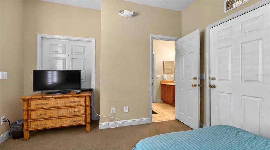DAVENPORT, Florida 33897, 3 Bedrooms Bedrooms, ,3 BathroomsBathrooms,Residential,For Sale,CALABRIA AVENUE,0,MFRO6435204