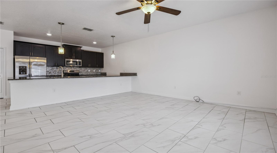 Kitchen Livingroom Combo