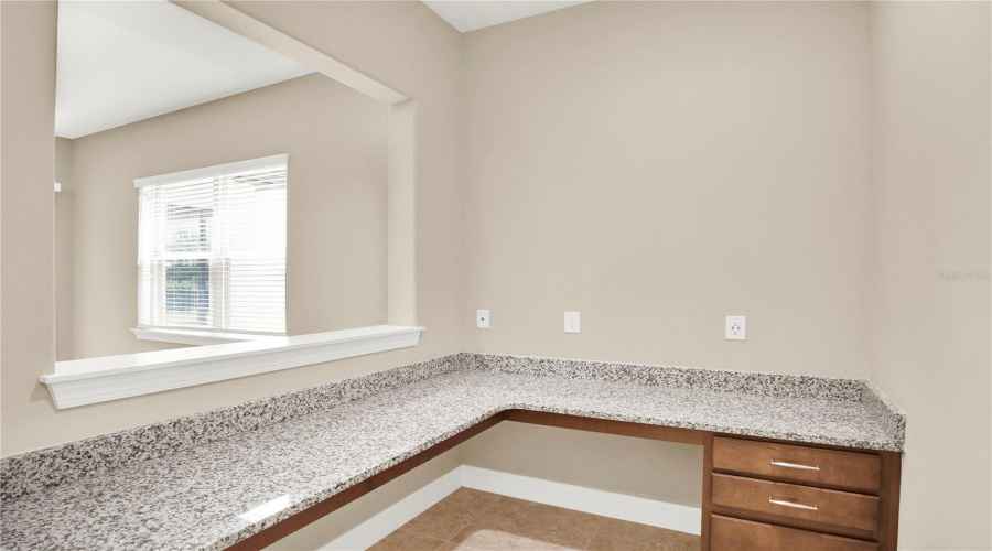 ORLANDO, Florida 32836, 5 Bedrooms Bedrooms, ,4 BathroomsBathrooms,Residential,For Sale,LEMON LAKE,0,MFRO6435292