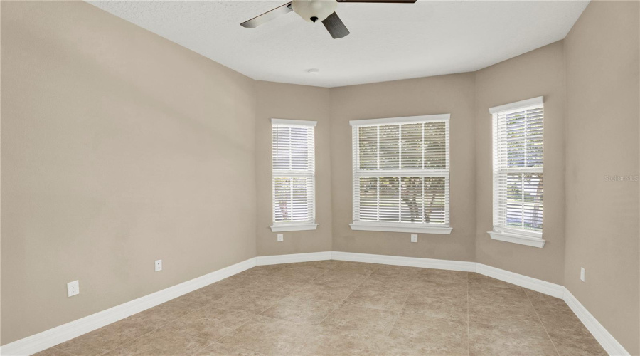 ORLANDO, Florida 32836, 5 Bedrooms Bedrooms, ,4 BathroomsBathrooms,Residential,For Sale,LEMON LAKE,0,MFRO6435292