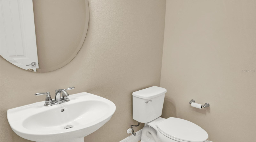 ORLANDO, Florida 32836, 5 Bedrooms Bedrooms, ,4 BathroomsBathrooms,Residential,For Sale,LEMON LAKE,0,MFRO6435292