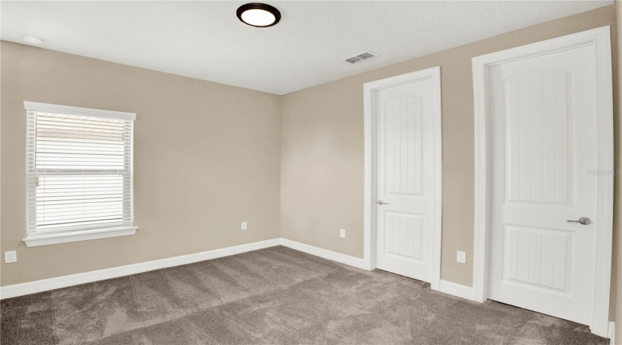 ORLANDO, Florida 32836, 5 Bedrooms Bedrooms, ,4 BathroomsBathrooms,Residential,For Sale,LEMON LAKE,0,MFRO6435292
