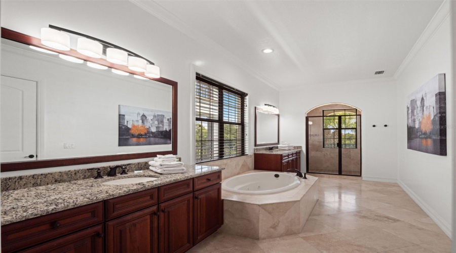 KISSIMMEE, Florida 34747, 4 Bedrooms Bedrooms, ,4 BathroomsBathrooms,Residential,For Sale,DESERT MOUNTAIN,0,MFRO6435231