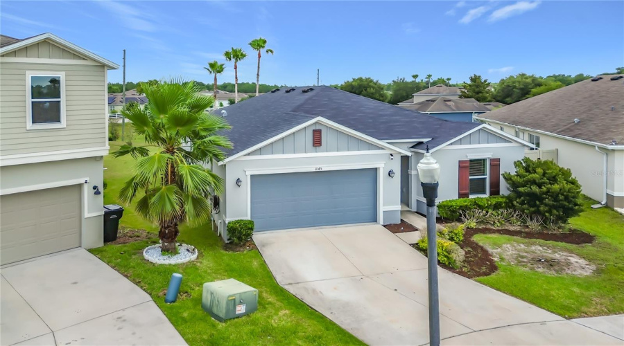 DAVENPORT, Florida 33896, 4 Bedrooms Bedrooms, ,2 BathroomsBathrooms,Residential,For Sale,AUGUSTUS,0,MFRO6418400
