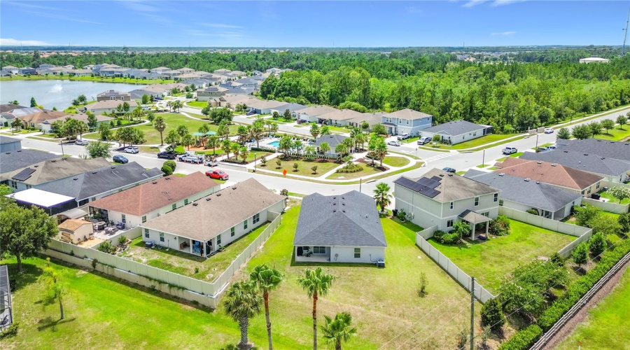 DAVENPORT, Florida 33896, 4 Bedrooms Bedrooms, ,2 BathroomsBathrooms,Residential,For Sale,AUGUSTUS,0,MFRO6418400