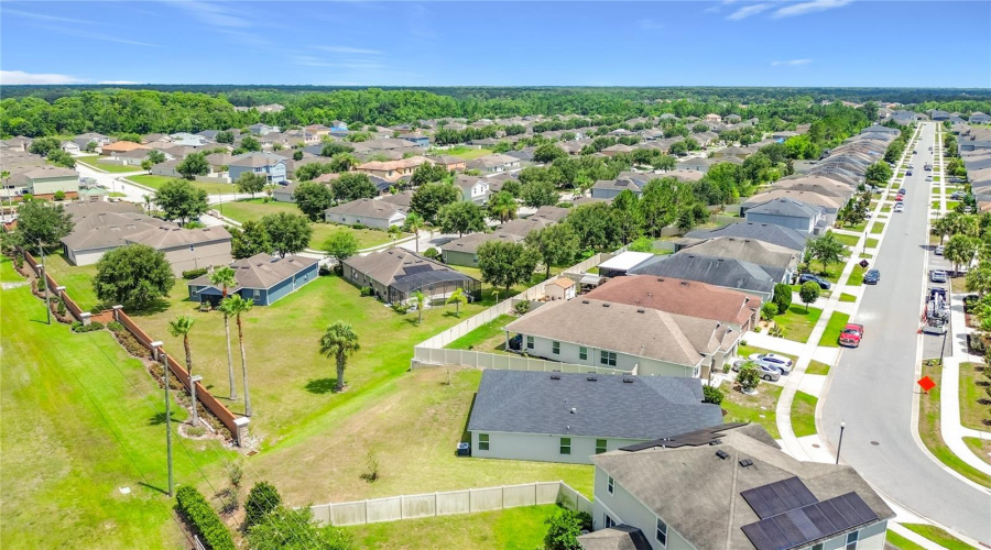 DAVENPORT, Florida 33896, 4 Bedrooms Bedrooms, ,2 BathroomsBathrooms,Residential,For Sale,AUGUSTUS,0,MFRO6418400