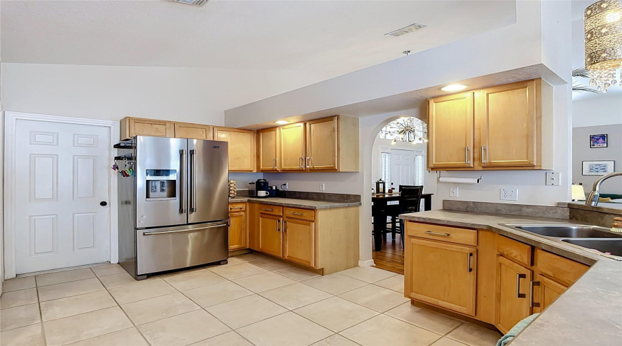 DAVENPORT, Florida 33896, 3 Bedrooms Bedrooms, ,2 BathroomsBathrooms,Residential,For Sale,REGENCY,0,MFRO6431261