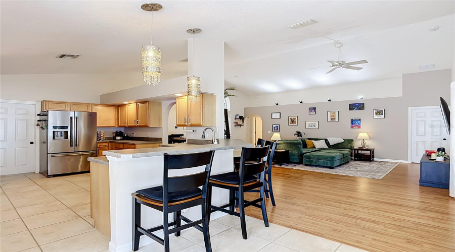 DAVENPORT, Florida 33896, 3 Bedrooms Bedrooms, ,2 BathroomsBathrooms,Residential,For Sale,REGENCY,0,MFRO6431261