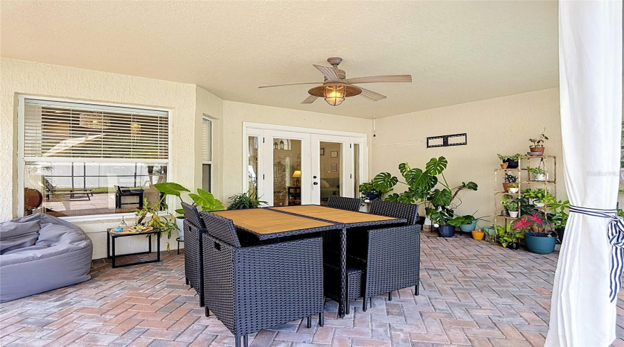 DAVENPORT, Florida 33896, 3 Bedrooms Bedrooms, ,2 BathroomsBathrooms,Residential,For Sale,REGENCY,0,MFRO6431261