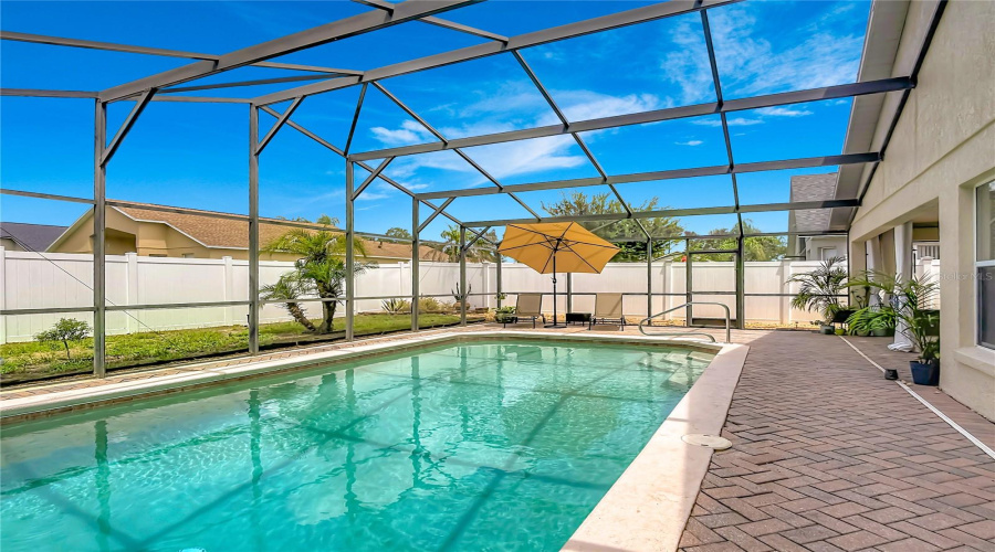 DAVENPORT, Florida 33896, 3 Bedrooms Bedrooms, ,2 BathroomsBathrooms,Residential,For Sale,REGENCY,0,MFRO6431261