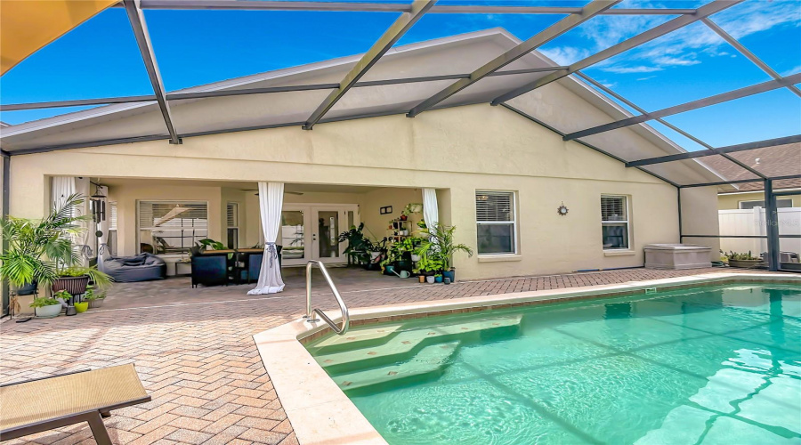DAVENPORT, Florida 33896, 3 Bedrooms Bedrooms, ,2 BathroomsBathrooms,Residential,For Sale,REGENCY,0,MFRO6431261
