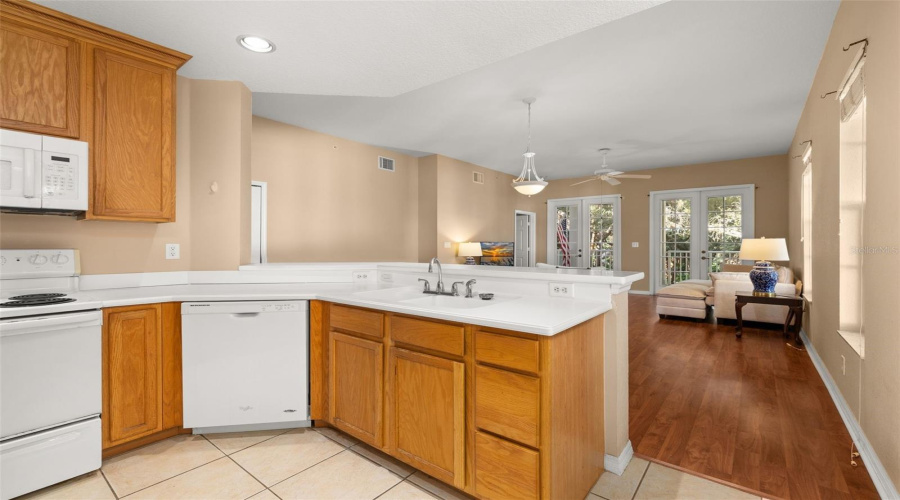 CELEBRATION, Florida 34747, 3 Bedrooms Bedrooms, ,2 BathroomsBathrooms,Residential,For Sale,BEGONIA,0,MFRS5155588