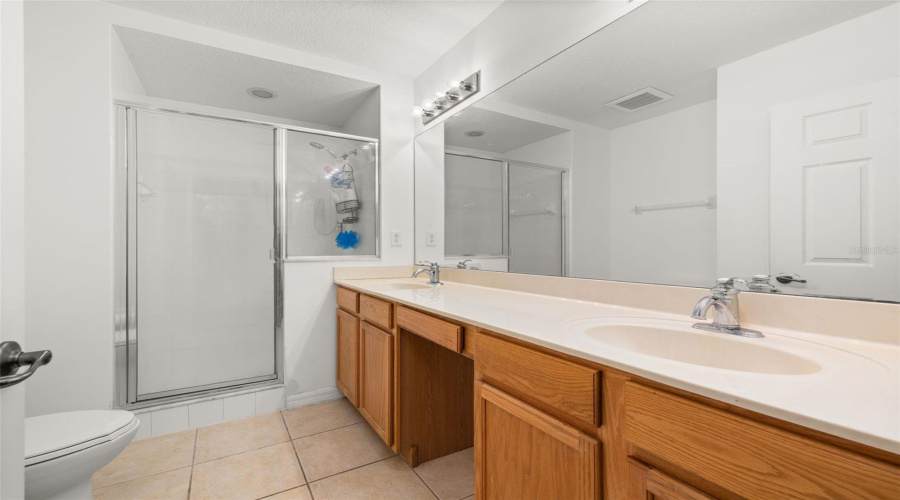 CELEBRATION, Florida 34747, 3 Bedrooms Bedrooms, ,2 BathroomsBathrooms,Residential,For Sale,BEGONIA,0,MFRS5155588