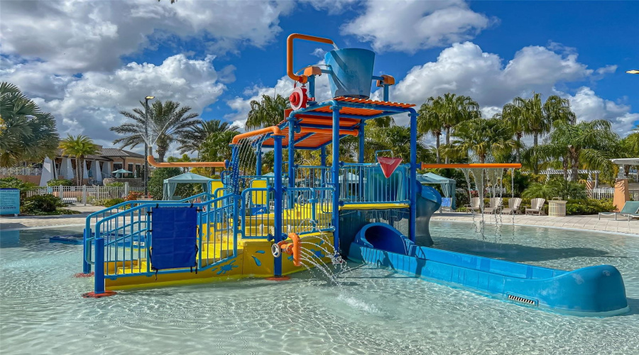 KISSIMMEE, Florida 34747, 6 Bedrooms Bedrooms, ,5 BathroomsBathrooms,Residential,For Sale,FLAMINGO KEY,0,MFRS5134521