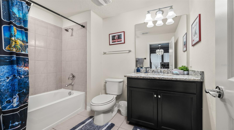 DAVENPORT, Florida 33897, 5 Bedrooms Bedrooms, ,4 BathroomsBathrooms,Residential,For Sale,KONA,0,MFRO6422876