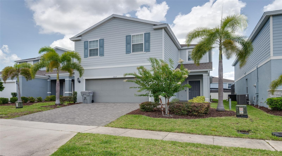 DAVENPORT, Florida 33897, 5 Bedrooms Bedrooms, ,4 BathroomsBathrooms,Residential,For Sale,KONA,0,MFRO6422876