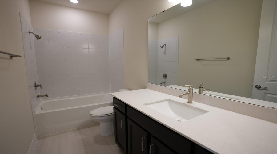ORLANDO, Florida 32836, 5 Bedrooms Bedrooms, ,4 BathroomsBathrooms,Residential,For Sale,FENTON STREET,0,MFRO6433737
