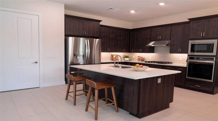 ORLANDO, Florida 32836, 5 Bedrooms Bedrooms, ,4 BathroomsBathrooms,Residential,For Sale,FENTON STREET,0,MFRO6433737