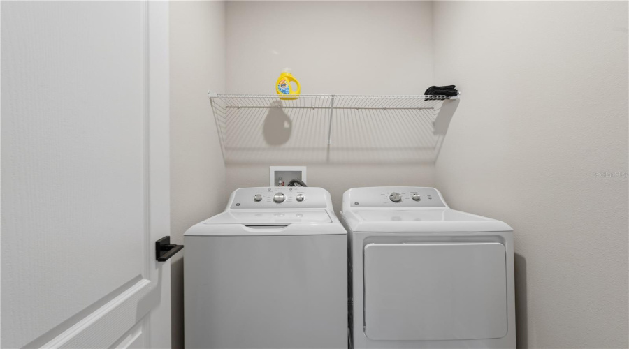 KISSIMMEE, Florida 34747, 4 Bedrooms Bedrooms, ,2 BathroomsBathrooms,Residential,For Sale,SOMERSWORTH,0,MFRO6433919