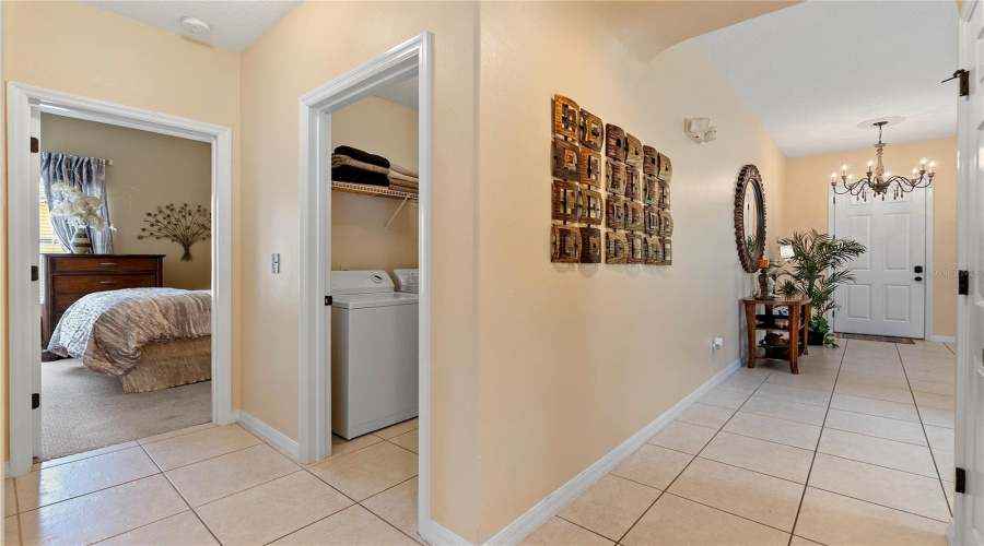 DAVENPORT, Florida 33837, 6 Bedrooms Bedrooms, ,4 BathroomsBathrooms,Residential,For Sale,LAKE DAVENPORT,0,MFRO6435024