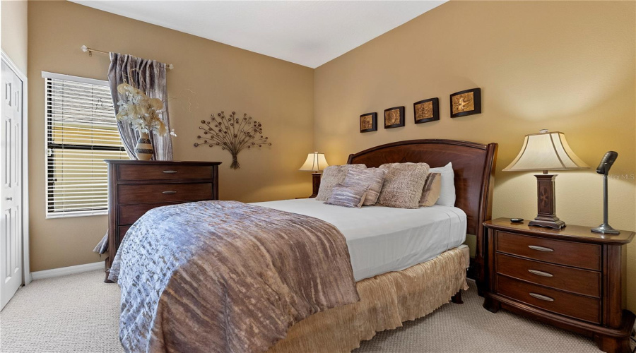 DAVENPORT, Florida 33837, 6 Bedrooms Bedrooms, ,4 BathroomsBathrooms,Residential,For Sale,LAKE DAVENPORT,0,MFRO6435024