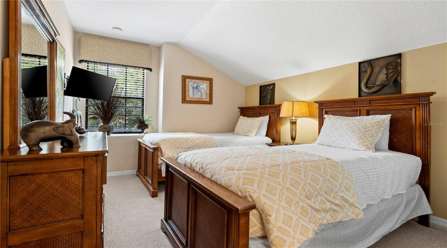 DAVENPORT, Florida 33837, 6 Bedrooms Bedrooms, ,4 BathroomsBathrooms,Residential,For Sale,LAKE DAVENPORT,0,MFRO6435024