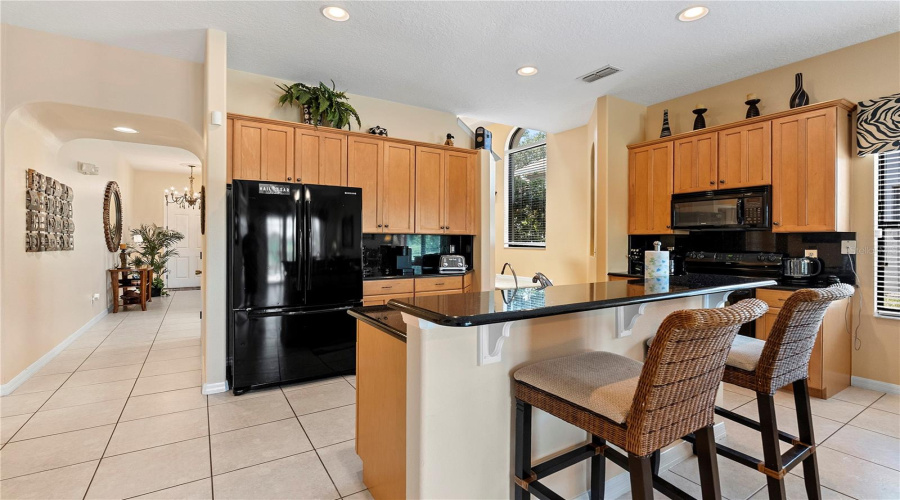 DAVENPORT, Florida 33837, 6 Bedrooms Bedrooms, ,4 BathroomsBathrooms,Residential,For Sale,LAKE DAVENPORT,0,MFRO6435024