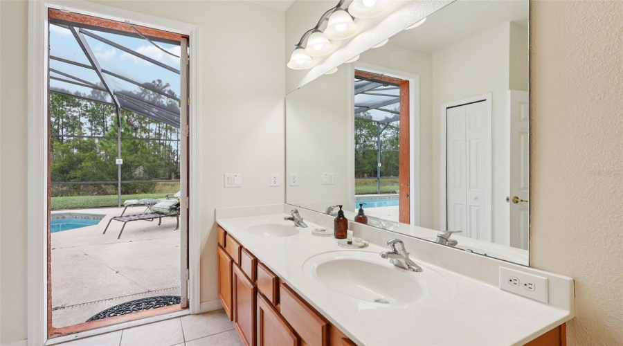DAVENPORT, Florida 33837, 4 Bedrooms Bedrooms, ,3 BathroomsBathrooms,Residential,For Sale,ORANGE COSMOS,0,MFRO6427193
