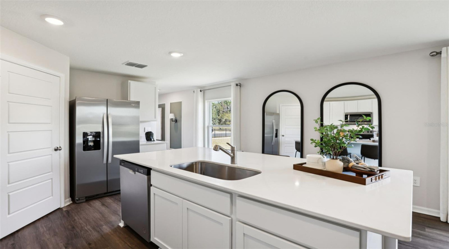 DAVENPORT, Florida 33837, 4 Bedrooms Bedrooms, ,2 BathroomsBathrooms,Residential,For Sale,BIXBY BRIDGE,0,MFRO6425381