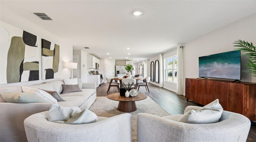 DAVENPORT, Florida 33837, 4 Bedrooms Bedrooms, ,2 BathroomsBathrooms,Residential,For Sale,BIXBY BRIDGE,0,MFRO6425381