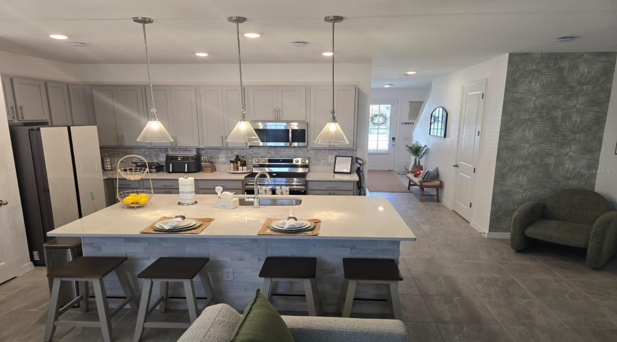 DAVENPORT, Florida 33896, 3 Bedrooms Bedrooms, ,2 BathroomsBathrooms,Residential,For Sale,LONGBOAT,0,MFRS5132314