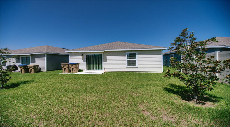 KISSIMMEE, Florida 34746, 3 Bedrooms Bedrooms, ,2 BathroomsBathrooms,Residential,For Sale,SUNNY CREEK,0,MFRS5153620