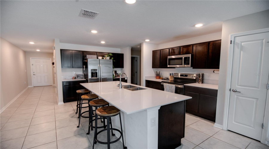 KISSIMMEE, Florida 34746, 3 Bedrooms Bedrooms, ,2 BathroomsBathrooms,Residential,For Sale,SUNNY CREEK,0,MFRS5153620