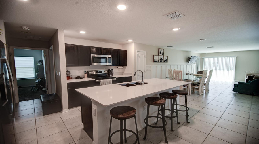 KISSIMMEE, Florida 34746, 3 Bedrooms Bedrooms, ,2 BathroomsBathrooms,Residential,For Sale,SUNNY CREEK,0,MFRS5153620