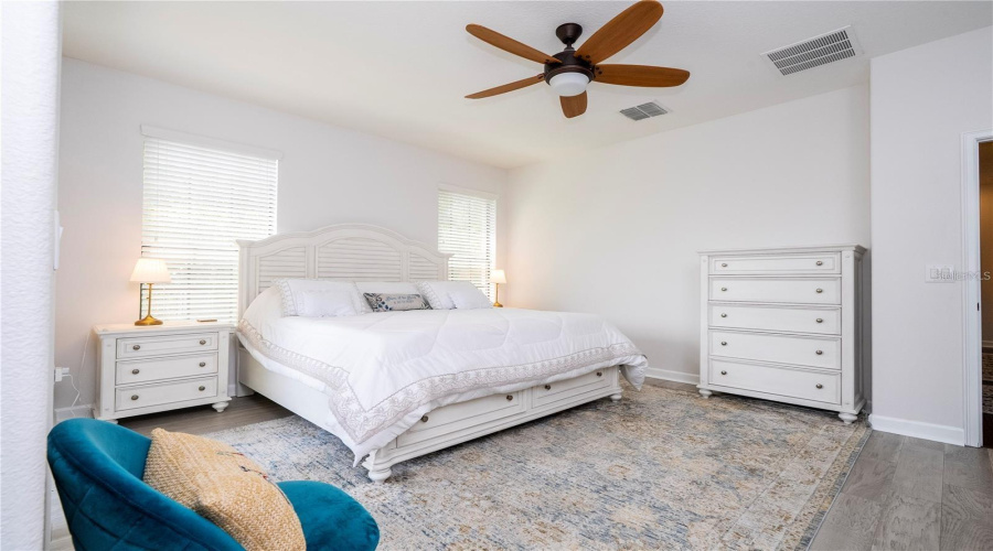 DAVENPORT, Florida 33896, 6 Bedrooms Bedrooms, ,5 BathroomsBathrooms,Residential,For Sale,SHINNECOCK HILLS,0,MFRO6435630