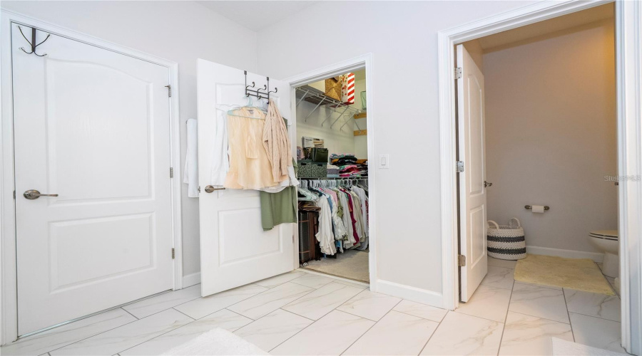 DAVENPORT, Florida 33896, 6 Bedrooms Bedrooms, ,5 BathroomsBathrooms,Residential,For Sale,SHINNECOCK HILLS,0,MFRO6435630