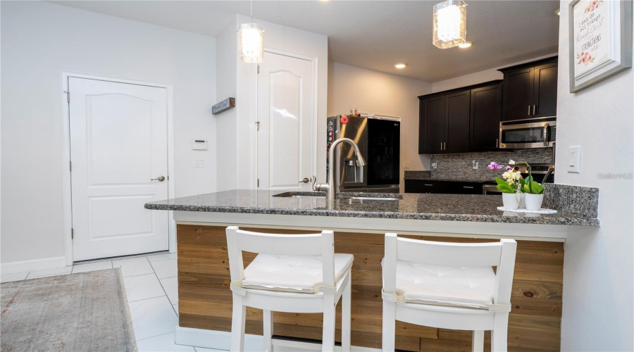 DAVENPORT, Florida 33896, 6 Bedrooms Bedrooms, ,5 BathroomsBathrooms,Residential,For Sale,SHINNECOCK HILLS,0,MFRO6435630
