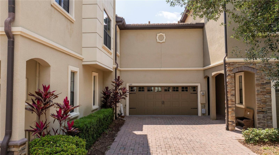 DAVENPORT, Florida 33896, 6 Bedrooms Bedrooms, ,5 BathroomsBathrooms,Residential,For Sale,SHINNECOCK HILLS,0,MFRO6435630