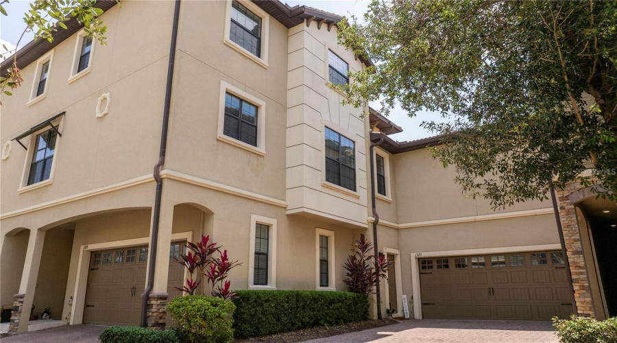 DAVENPORT, Florida 33896, 6 Bedrooms Bedrooms, ,5 BathroomsBathrooms,Residential,For Sale,SHINNECOCK HILLS,0,MFRO6435630