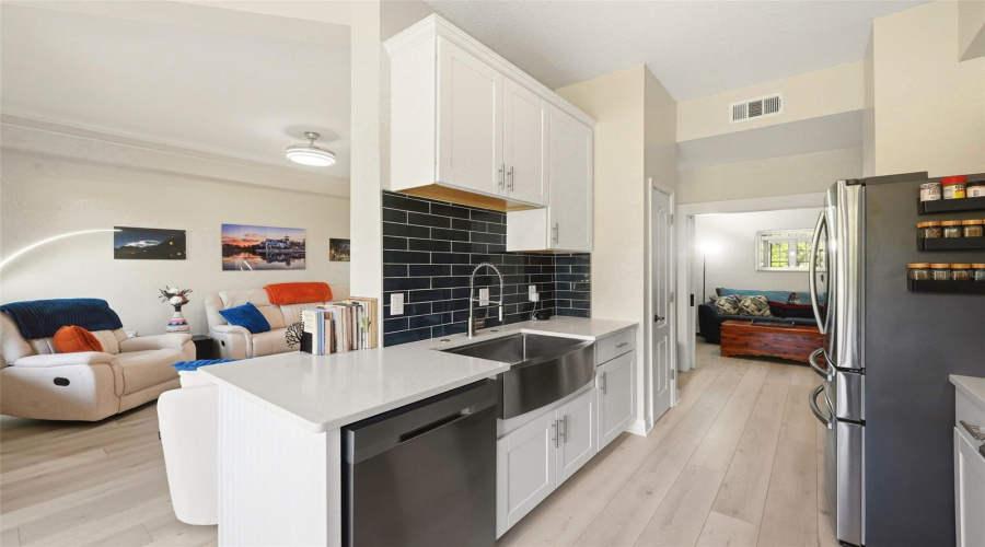 Quartz Counters with Waterfall Edge
