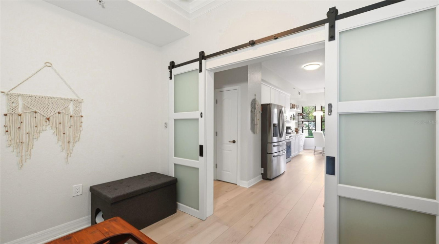 Th Den Has Contemporary Frosted-Glass Sliding Barn Doors
